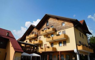 Hotel Vescovi - esterno ingresso - Asiago 7 comuni